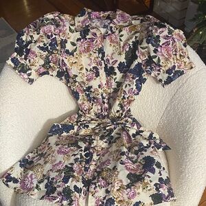 Floral women’s mini Dress in Purple and Cream